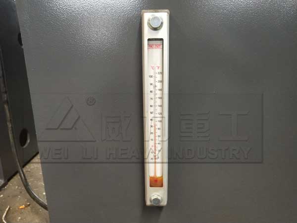 液压油箱液位计