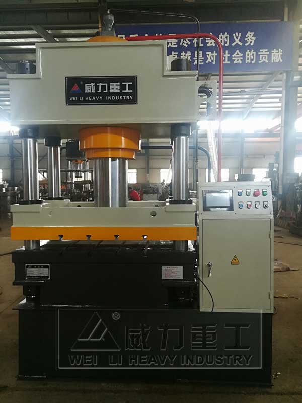 200吨铝基板成型液压机