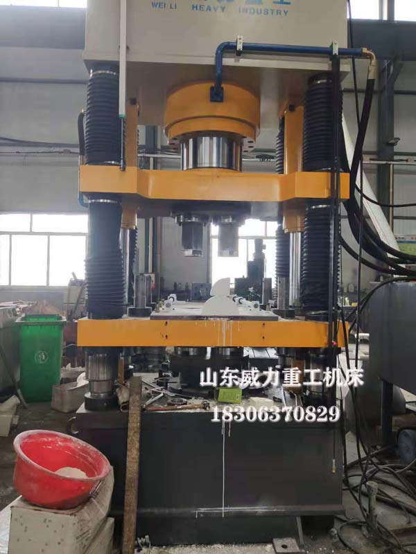 全自动陶瓷粉末成型机